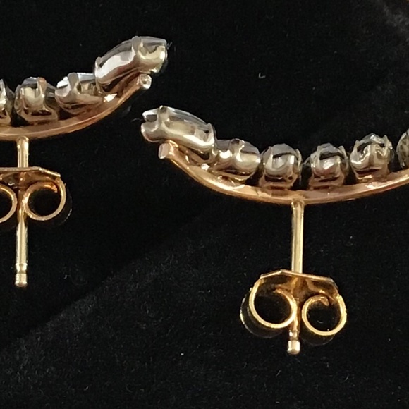 Elegant Pierced Earrings Vintage Gold Tone & Rhinestone - Picture 16 of 16